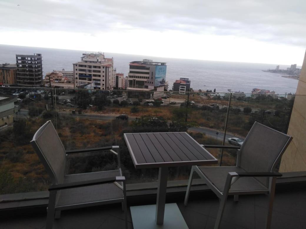 Sunrise Hotel Jounieh Ruang foto