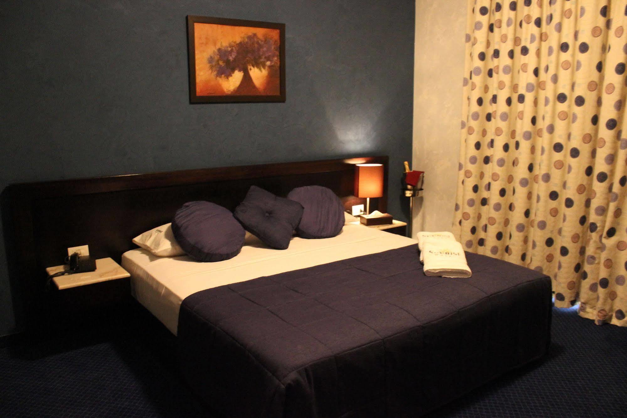 Sunrise Hotel Jounieh Bagian luar foto