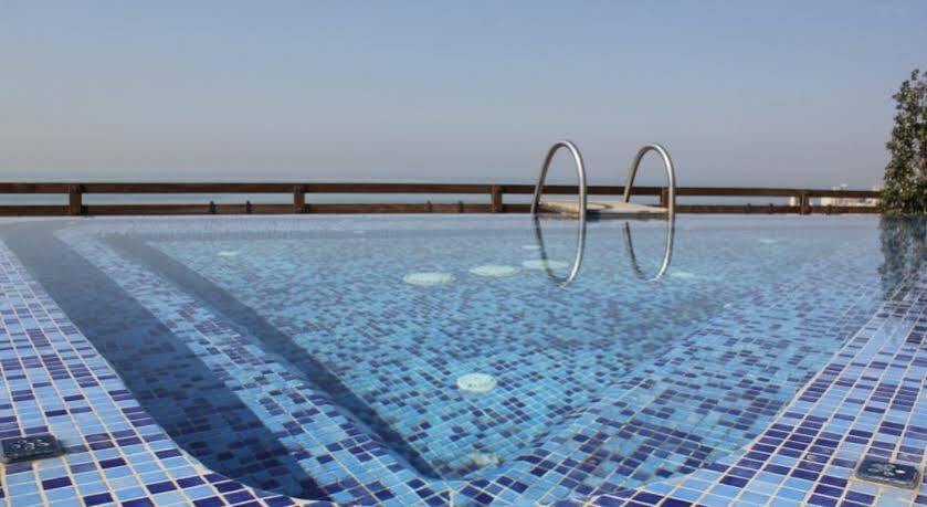 Sunrise Hotel Jounieh Bagian luar foto