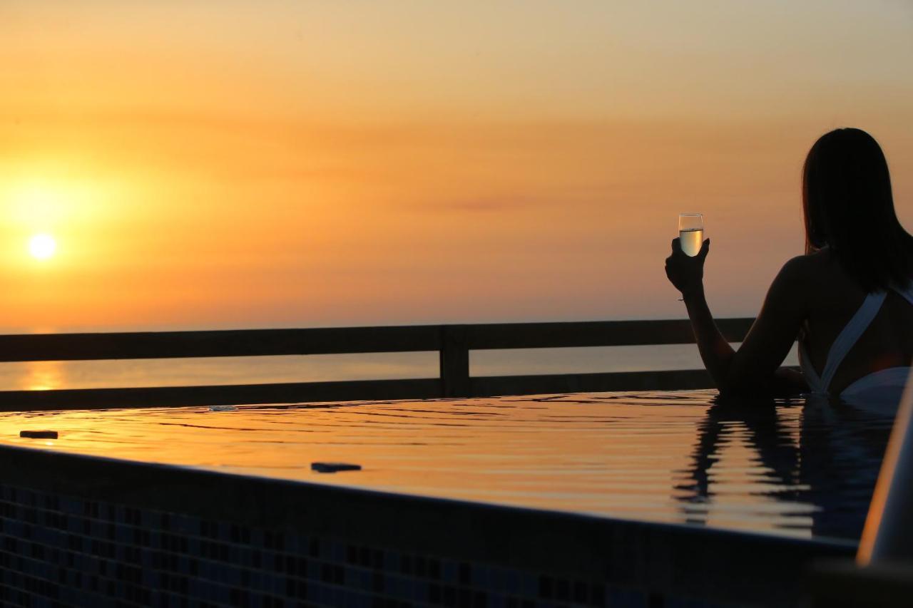 Sunrise Hotel Jounieh Bagian luar foto